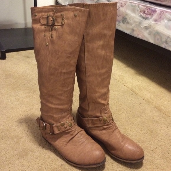 Boots !