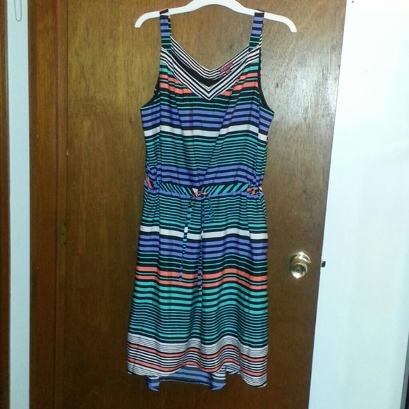 Pretty spring high low dress!