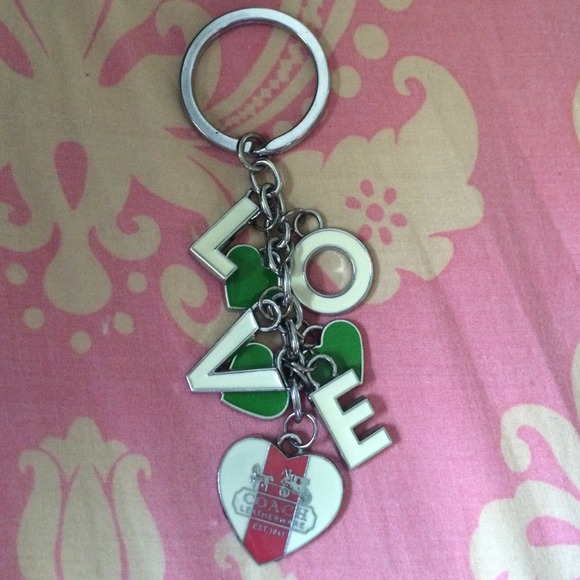 💯 authentic Coach Love key ring