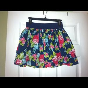 🚫🚫🚫🚫 sold Abercrombie and Fitch skirt