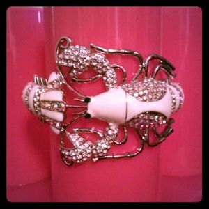 Meghan LA Lobster Hinged Statement Cuff