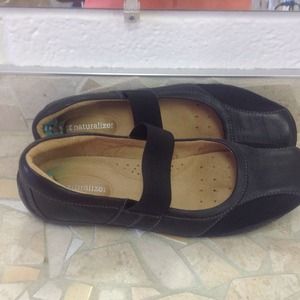 Naturalizer Shoes