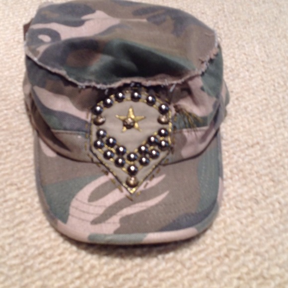 Camo hat
