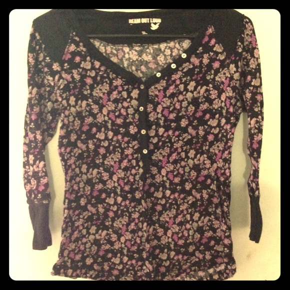 3/4 sleeve floral Henley shirt