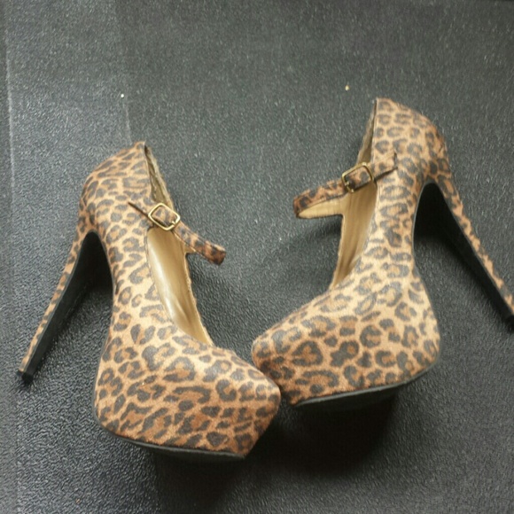 JustFab animal print maryjane pumps