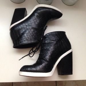 TOPSHOP croc leather boot