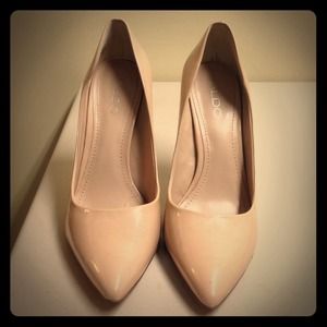 Nude Aldo shoes