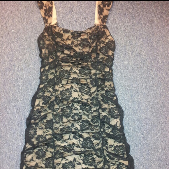 PLUS Va-va-voom! Bring on the vintage glam! NWOT!