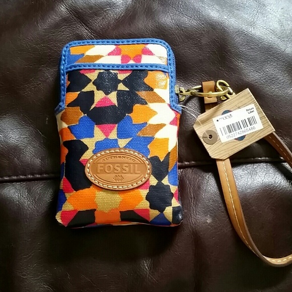 Fossil Clutches & Wallets - Fossil wallet wristlet