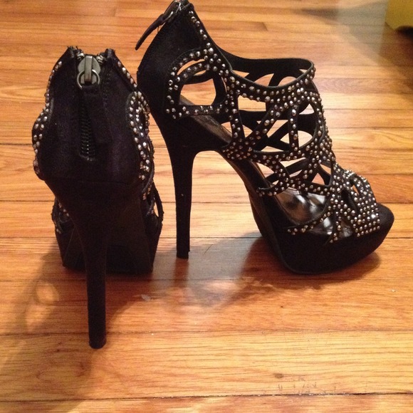 Black heels