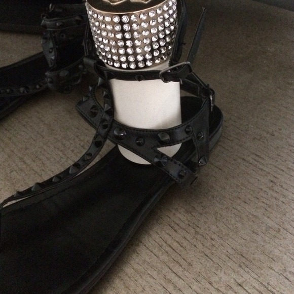 🚫SOLD🚫Forever 21 gladiators - Picture 3 of 4