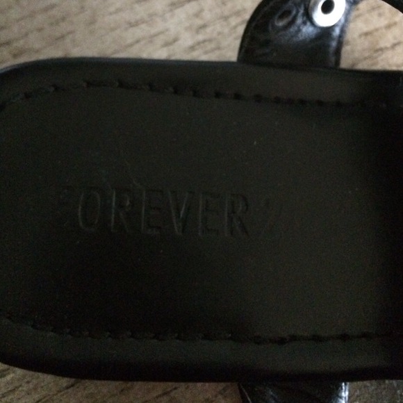 🚫SOLD🚫Forever 21 gladiators - Picture 4 of 4