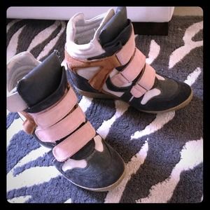 Steve Madden platform sneakers