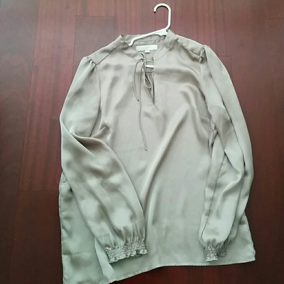 LOFT gold peasant blouse - Picture 1 of 3