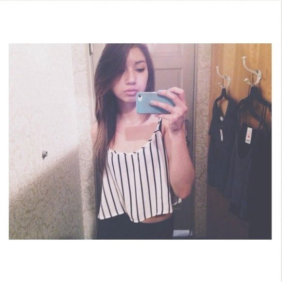 ✖️SOLD✖️Striped cropped tank