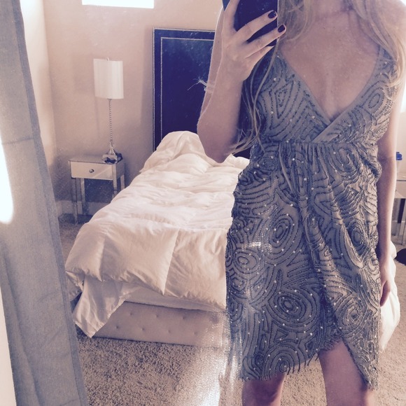 Alice + Olivia sequins cocktail dress