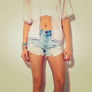 American Eagle Hi-Rise Festival Shortie