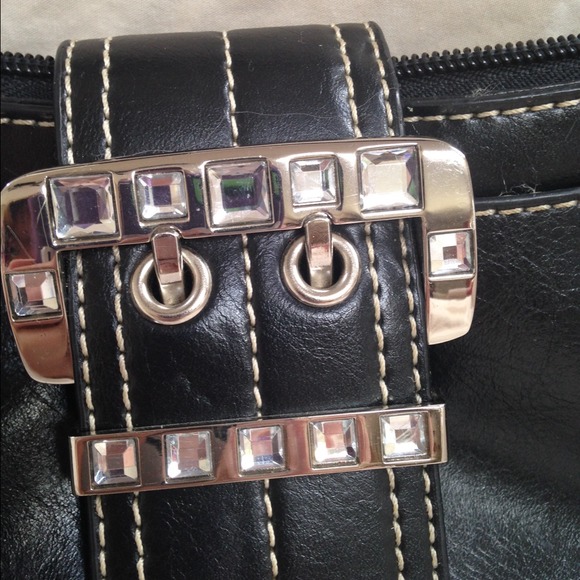 Handbag - Picture 2 of 3