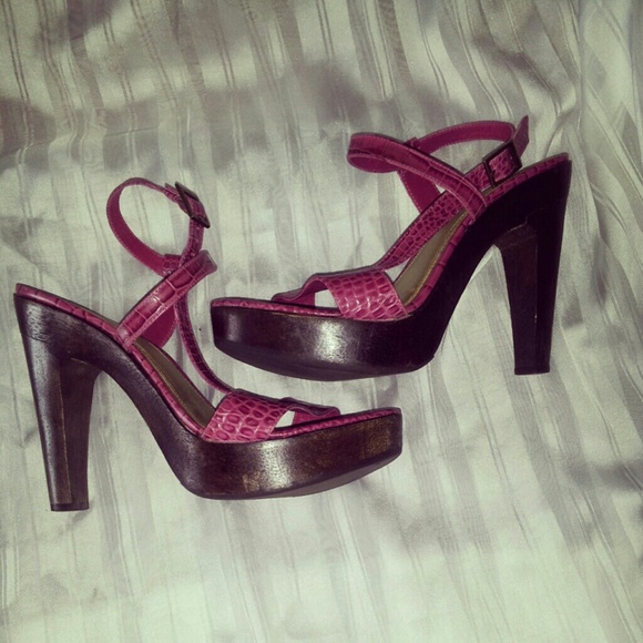 Pink Wooden Bebe Heels