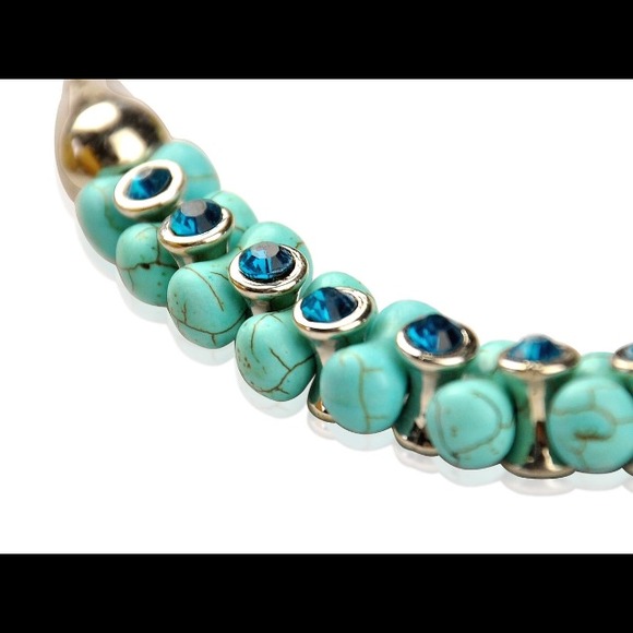 Faux turquoise necklace - Picture 2 of 4