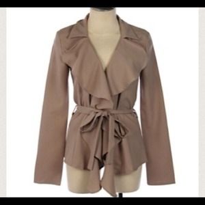 Ruffle taupe blazer reserved for Simplyxiomi 🌸🌺