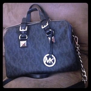 💯Authentic MK/partial trade @chuy59@klaudiah