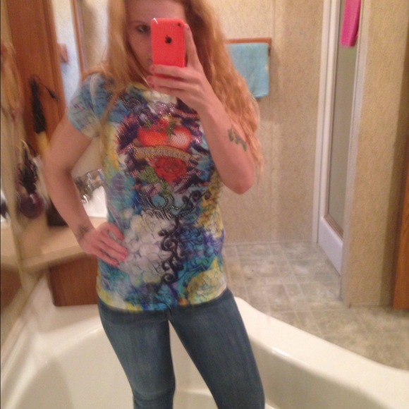Colorful T Shirt - Picture 3 of 3