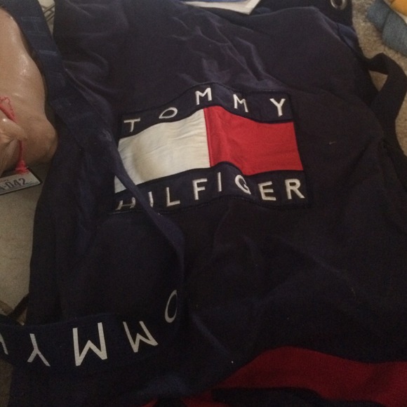 Tommy Hilfiger duffle