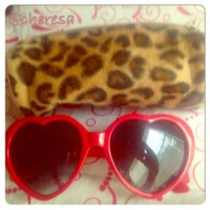 Heart shaped Sunnies with Too Faced make up bag