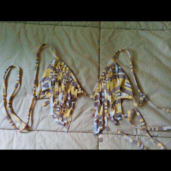TRADED*****Acacia montauk chocaw top