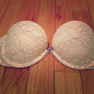 Aerie Strapless Push Up Bra🌟💫