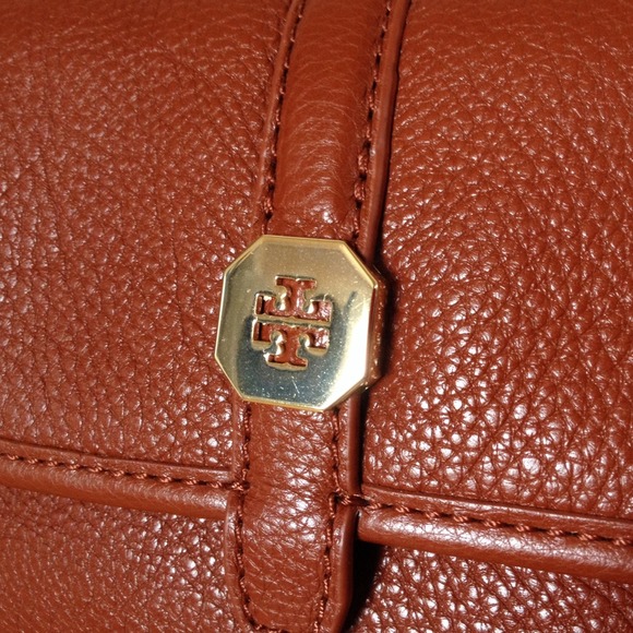 SOLD! Authentic Tory Burch Clay Satchel - Picture 2 of 4