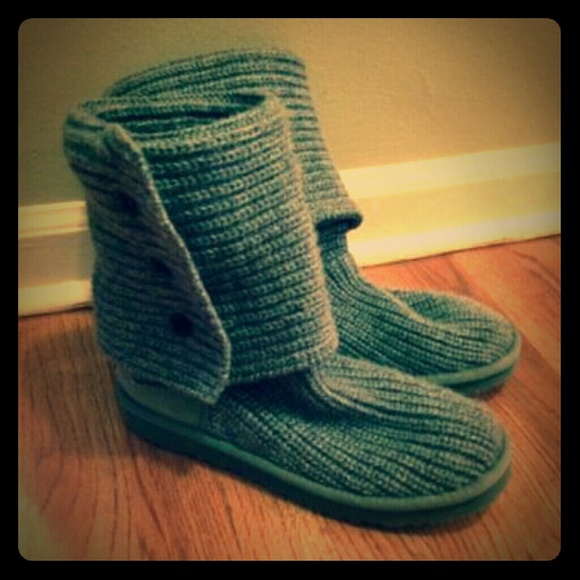 UGG Boots - Gray knit UGGs