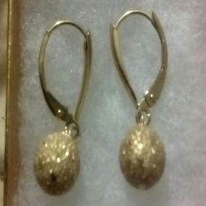 10kt gold diamond cut ball dangle earrings
