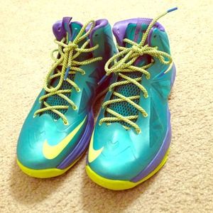 Crystal mint lebrons