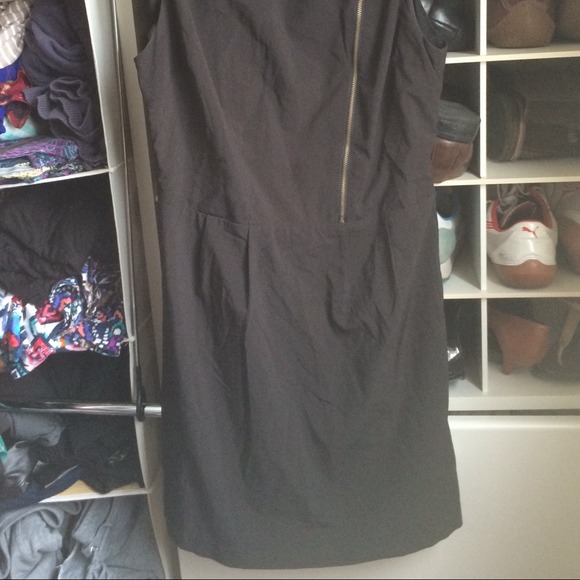 Little black dress! - Picture 2 of 3