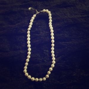 Short pearl necklace😘