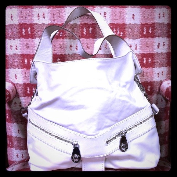 White Michael Kors Hobo