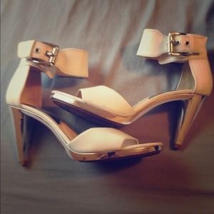 Used Michael Kors heels
