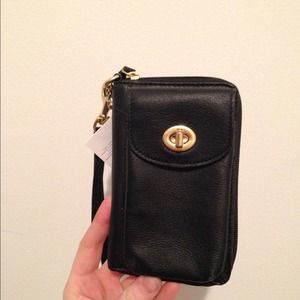 Coach multi function phone wristlet