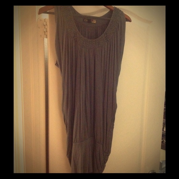 Grey Forever 21 dress. Worn once. Size M