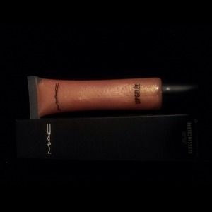 BUNDLE....AUTHENTIC MAC LIPGELEE