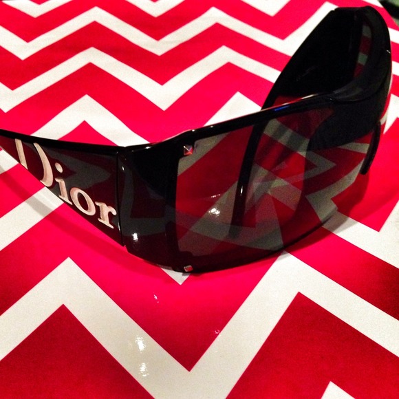 Dior oversized shield sunglasses-Black