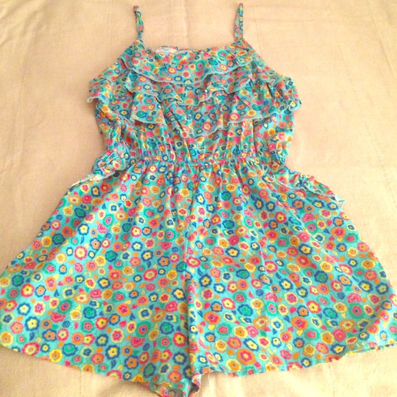 NWOT beautiful young girls Disney Brand romper!