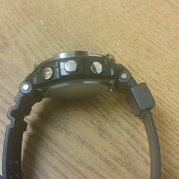 SOLD - Picture 3 of 4