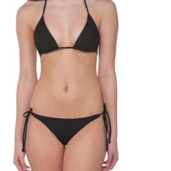 Black bikini