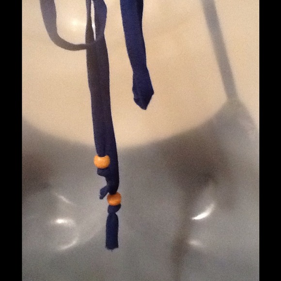 BOHO CHIC CROP HALTER WITH FRINGE - Picture 4 of 4