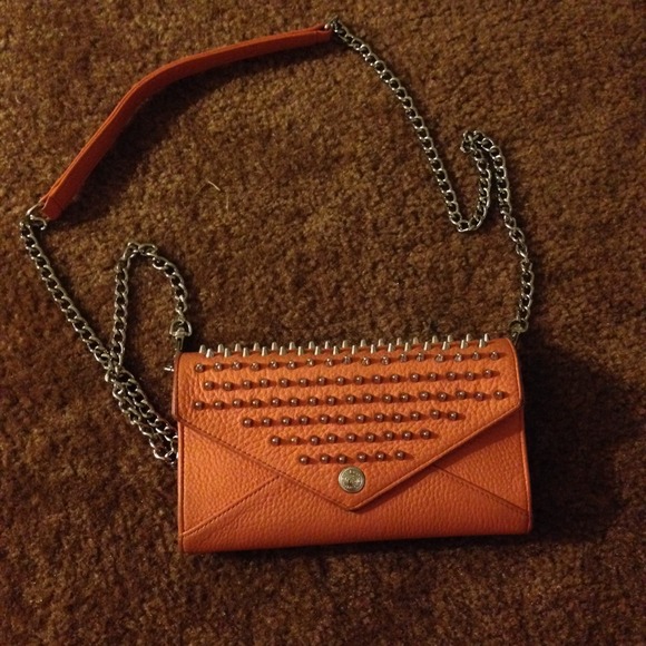 REBECCA MINKOFF WALLET ON A CHAIN