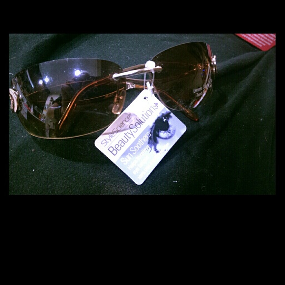 Stylescience beautysolutions sunsoother sunglasses