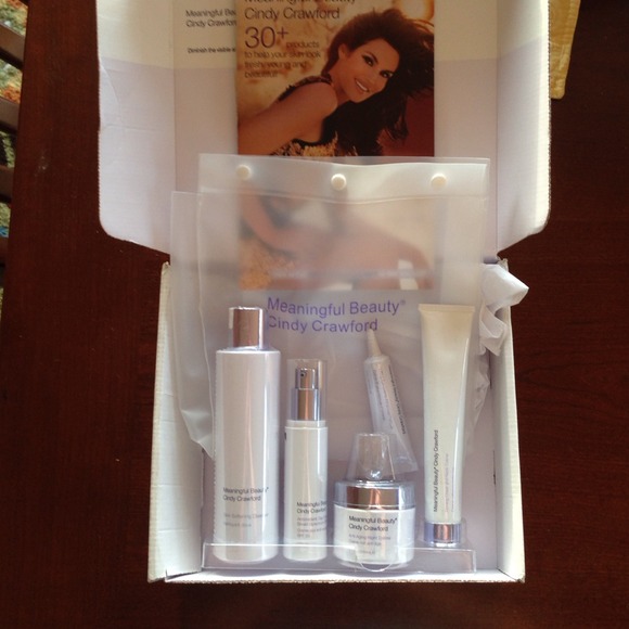 Traded. Cindy Crawford Meaningful Beauty